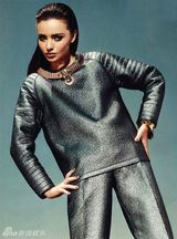 组图：米兰达-可儿登土耳其Vogue 被批古怪难看