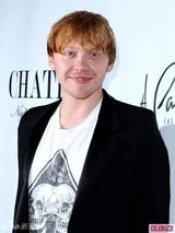 组图：罗恩鲁伯特23岁生日派对曝光 戴蜡烛眼镜