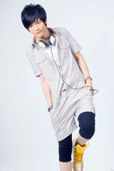 幻灯组图：快乐男声总决赛9日登场 12强定妆照曝光