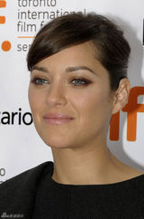 高清组图：玛丽昂-歌迪亚亮相多伦多气质优雅