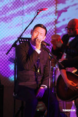 幻灯：张学友推全新大碟 因版税问题或将被无线封杀