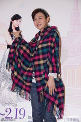 组图：陈妍希想尝试舞台剧 今年愿望是学好吉他