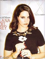 组图：打雷姐黑白复古写真 细嗅玫瑰风情俏佳人