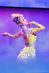 高清组图：双拥晚会 女子集体舞《万紫千红》