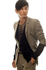 高清图：吴奇隆加盟《大扇坊》新写真显熟男魅力