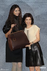 组图：林嘉绮15公分高跟鞋走秀破除怀孕传言