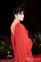 组图：《黑马》首映 布莱尔带初生儿子走红毯