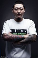 高清组图：怒放摇滚英雄艺人宣传照