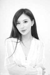 高清：熊乃瑾黑白写真  忧郁古典气质若珍珠无暇