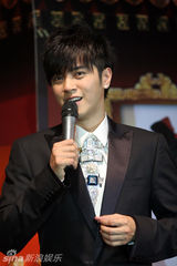 幻灯图：罗志祥揭秘新专辑 自嘲是男版LADYGAGA