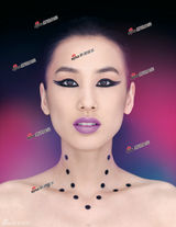 组图：黄圣依新造型大胆 面部图腾浓艳魅惑