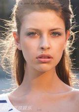 组图： 2011俄罗斯小姐纳塔利娅110张美图集锦