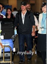 组图：马特达蒙与沙尔托科普雷赴韩宣传新片