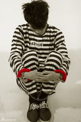 组图：歌手秀才大拍另类写真 打造概念式宣传