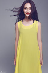 组图：陈梦露宣传照曝光 温顺灵动凸显独特气息