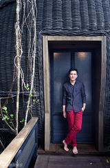 组图：翟天临情人节爱满巴厘游记 诠释极致浪漫