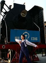 组图：清洁大妈变身时尚快女 沈阳宣传片玩花样