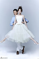 姚笛任重情侣写真演绎爱情游戏