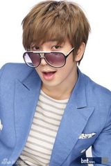 组图：MBLAQ独家时尚写真 帅气身姿风度翩翩