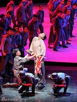 幻灯图集：《复兴之路》星光璀璨 舞台气象万千