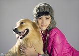 组图：隋俊波写真携爱犬出镜尽展俏皮