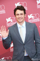 组图：《神之子》发布会 詹姆斯与斯科特拼帅气