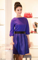 组图：景甜出席品牌时装周 精致时尚品味获赞誉