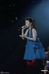 组图：黄伟文作品演唱会上演 陈奕迅郑秀文等助阵