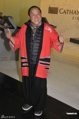 组图：曾志伟任日本旅游亲善大使 提振震后旅游业