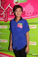 组图：《女人有话儿》探班 吴绮莉赞郑欣宜懂事