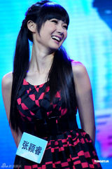 组图：广西电视台选最美校花 准主播张颖睿夺魁