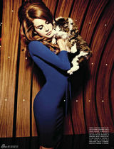 组图：拉娜-德雷登意版Vogue 尽展妖娆姿态