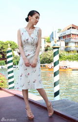 高清图组：黄圣依游玩威尼斯电影节