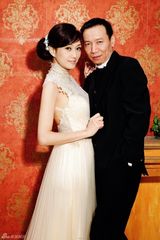 独家组图：孟广美婚纱照曝光 幸福新娘将入豪门