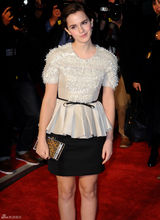 组图：艾玛-沃特森亮相《我与梦露的一周》首映礼