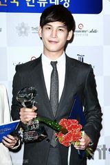 组图：朴基雄M.pire等出席韩流大奖颁奖典礼