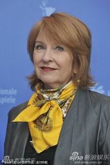 高清组图：柏林评审团成员发布会 小金熊奖杯闪耀