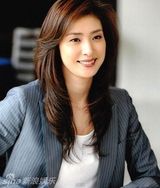 组图：天海佑希46岁生日 宝冢男角剧照大放送