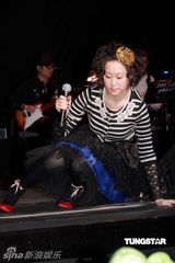 高清组图：王菀之不计前嫌原谅好友 张敬轩因病失约