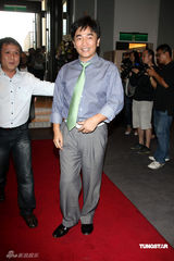 幻灯图集：徐乃麟代言网游 吴宗宪助阵谈金钟奖 