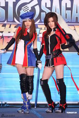 组图：By2性感Cosplay装 自曝曾同时喜欢一男生