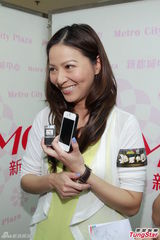 组图：滕丽名不愿提旧爱魏骏杰短信求复合是非