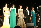 高清图：陕北民歌唱响欧洲 郝歌RNB曲风演绎