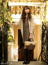 组图：日本模特宫田聪子示范89款秋季服饰搭配