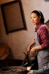 高清：《真情错爱》热播 秦丽倾情出演蜕变成熟