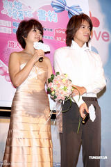 高清图：Ella言承旭举行“婚礼”为新剧造势