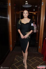 组图：廖碧儿贺旧爱陈豪当爹 安享现况不急拍拖