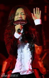 幻灯组图：珍爱女人齐聚北京 巡演发布经典连唱