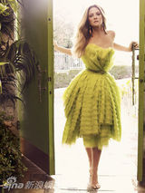 组图：德鲁-巴里摩尔最新杂志写真展淑女魅力