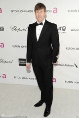 汤姆戴利疑交往奥斯卡获奖编剧 买咖啡被拍(图)